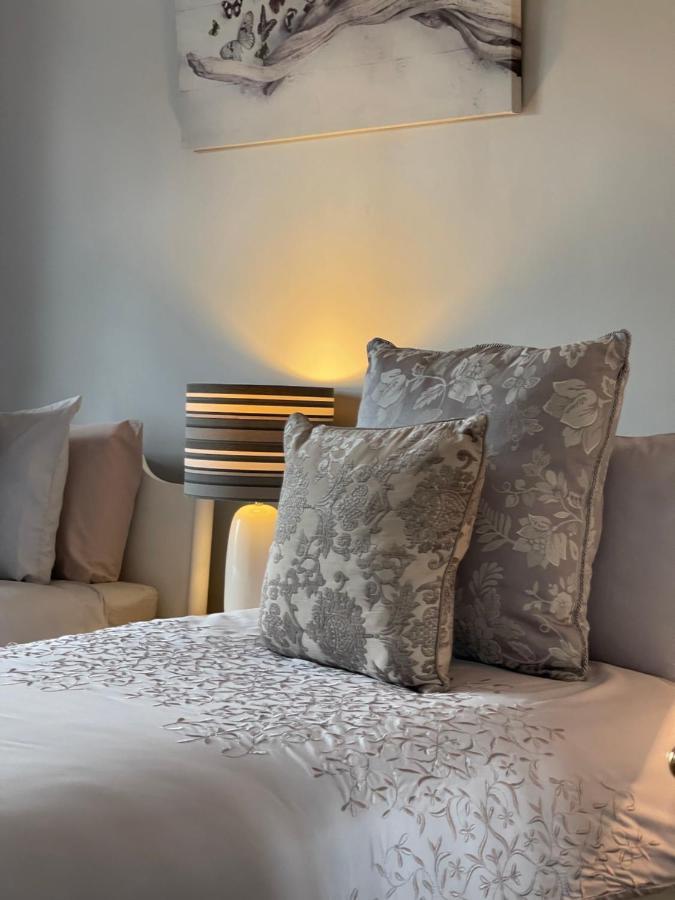 Greenfields Country House Latton Εξωτερικό φωτογραφία