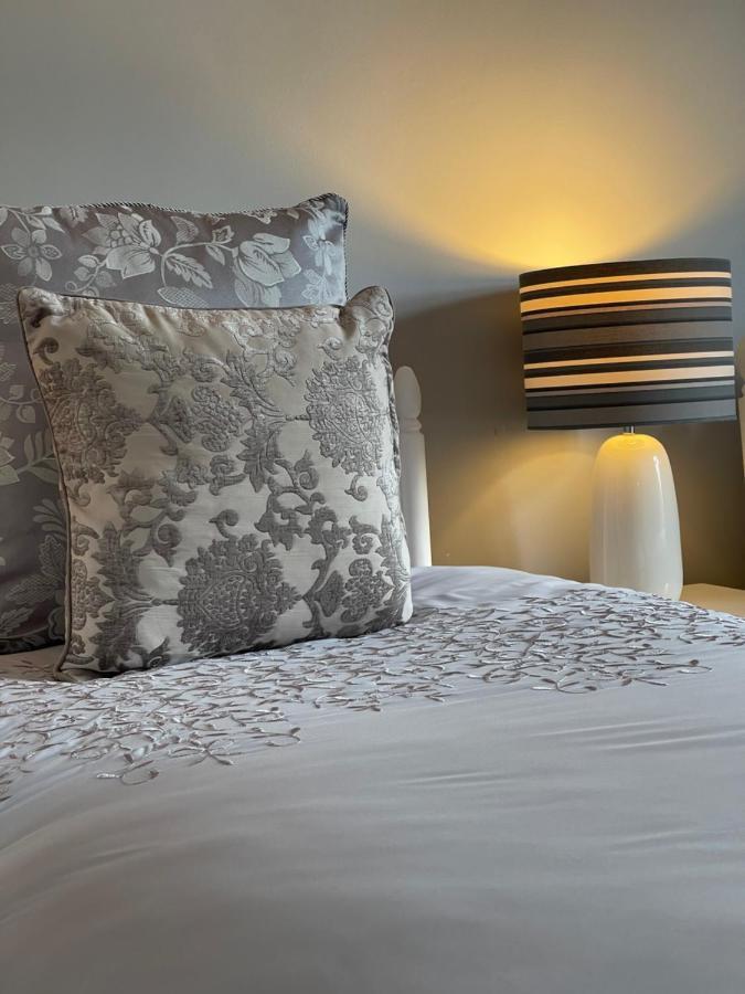 Greenfields Country House Latton Εξωτερικό φωτογραφία
